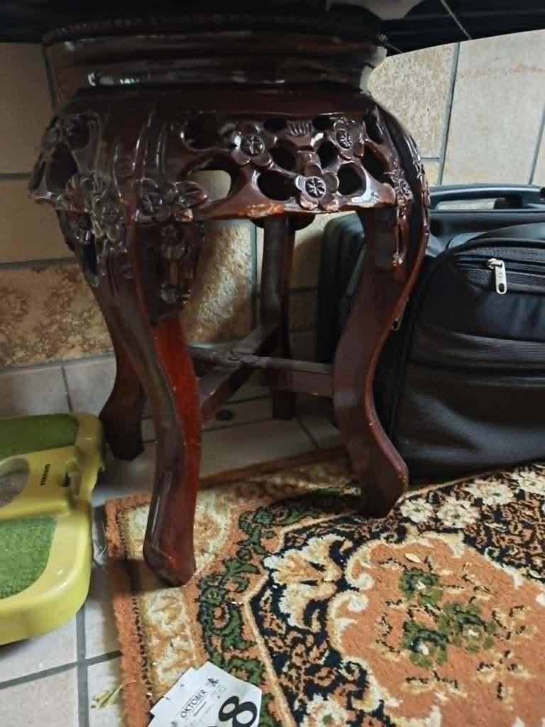 Chinese bijzettafel, Huis en Inrichting, Ophalen