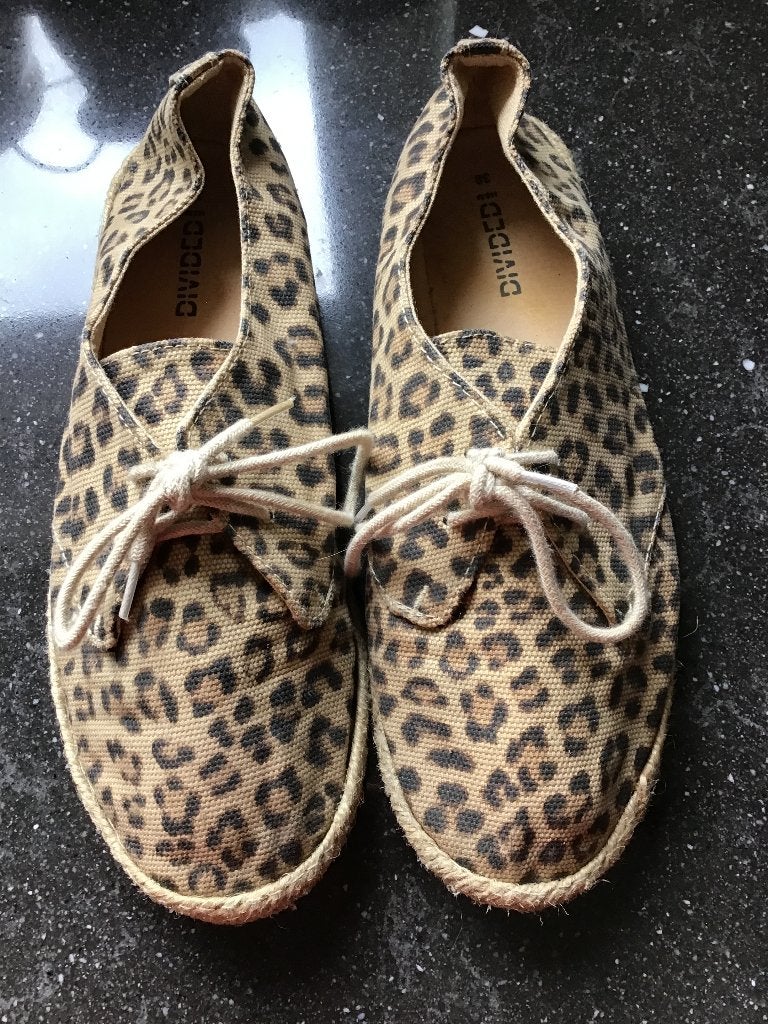 Espadrilles divided mt 38, Vêtements | Femmes, Chaussures, Enlèvement ou Envoi, Comme neuf, Espadrilles, Divided