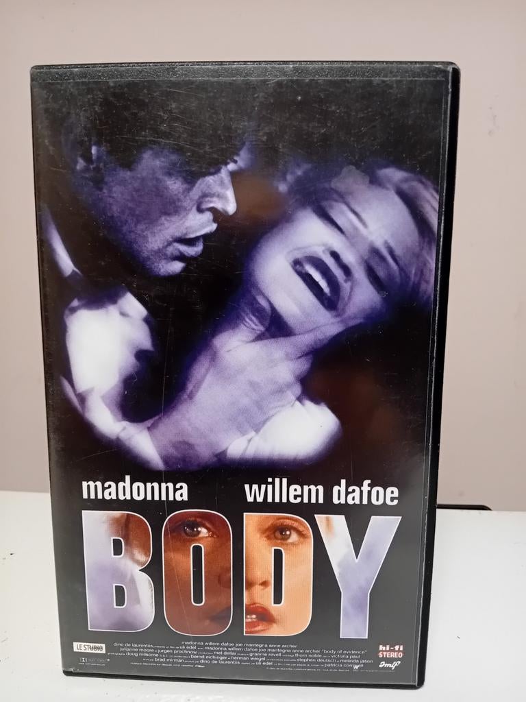 Cassette vhs body, Madona, Cd's en Dvd's, VHS | Film, Ophalen of Verzenden, Zo goed als nieuw, Thrillers en Misdaad