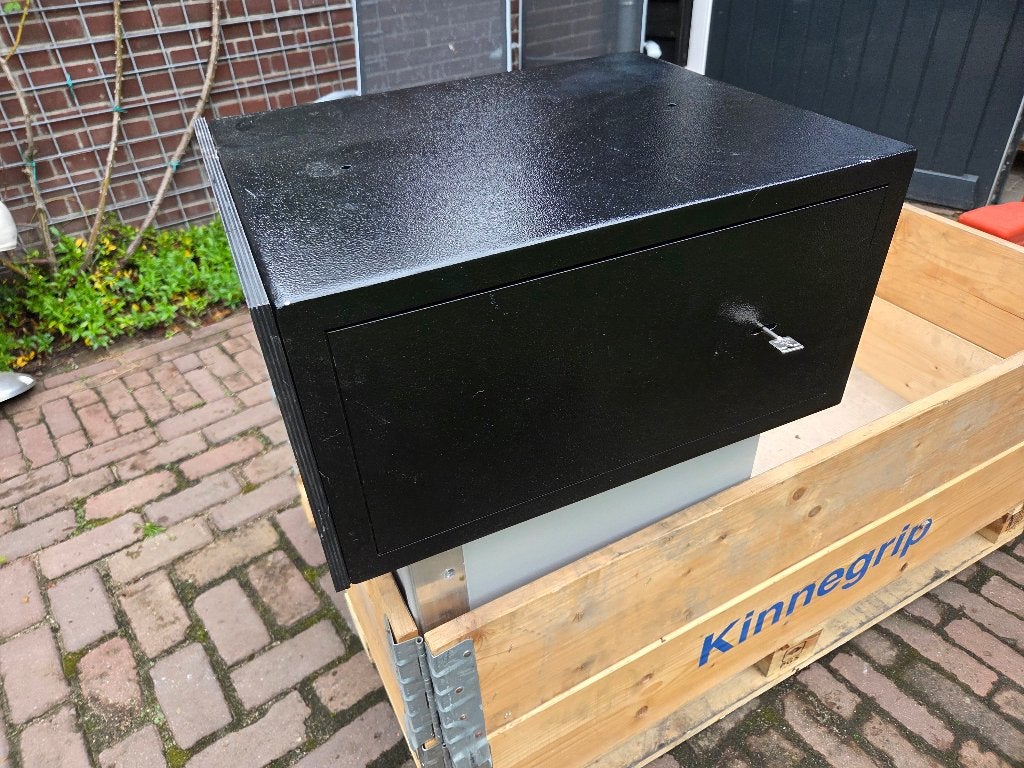 Auto / camper kluis Breed 50 meter Hoog 26 cm Diep 41 cm, Ophalen, Zo goed als nieuw