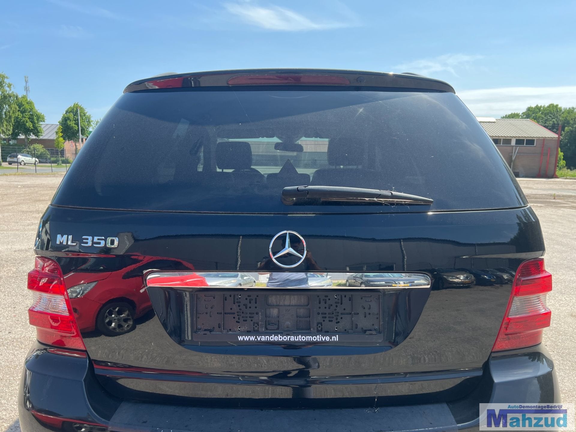 Hayon lectrique noir MERCEDES ML W164 2005-2011, Mercedes-Benz AG, Mercedes-Benz, Utilisé, Mercedesstrasse 120
70372  Stuttgart, DE