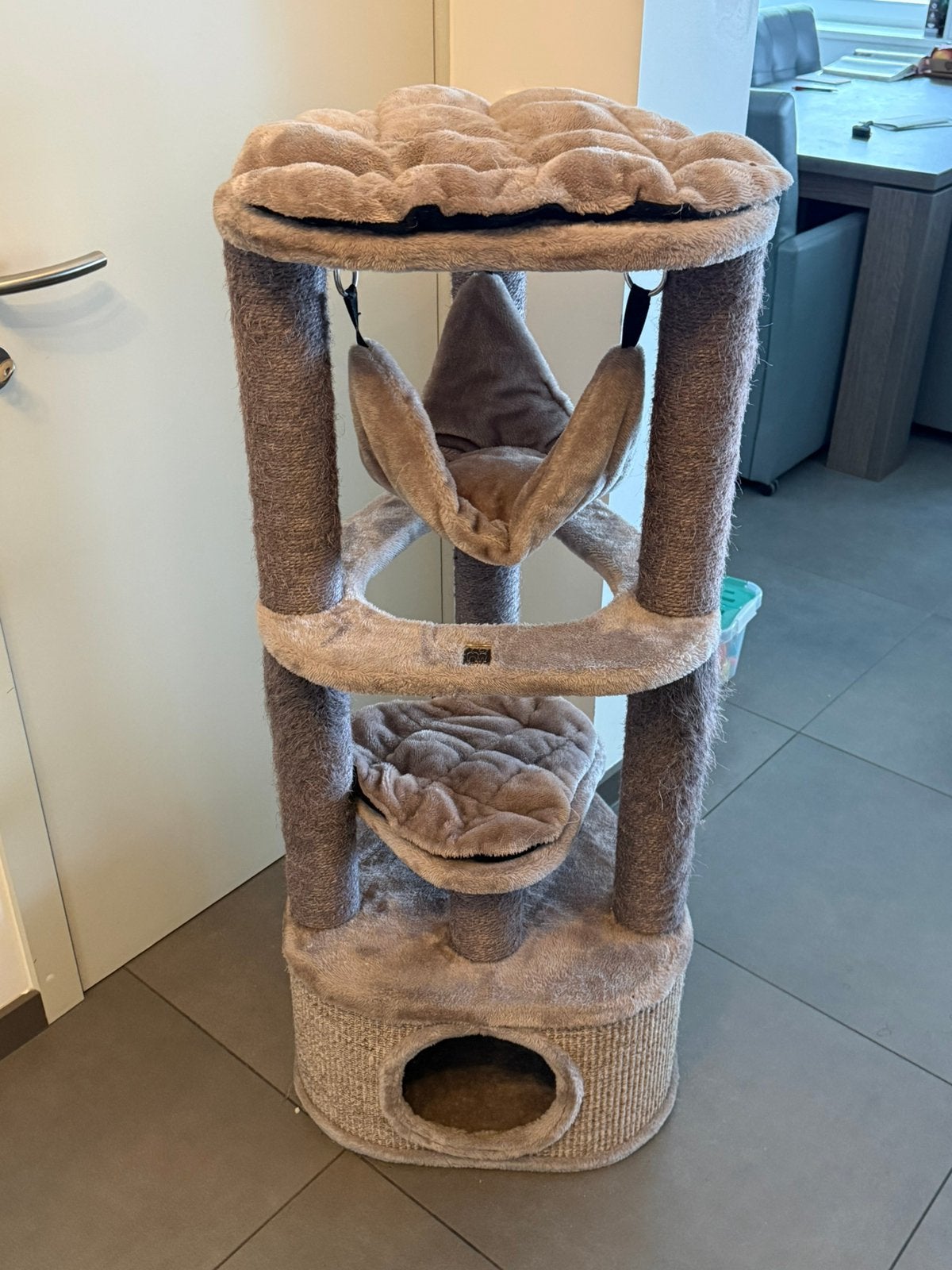 Chats à crabes et à poteaux d'escalade, Enlèvement, Comme neuf, Griffoir