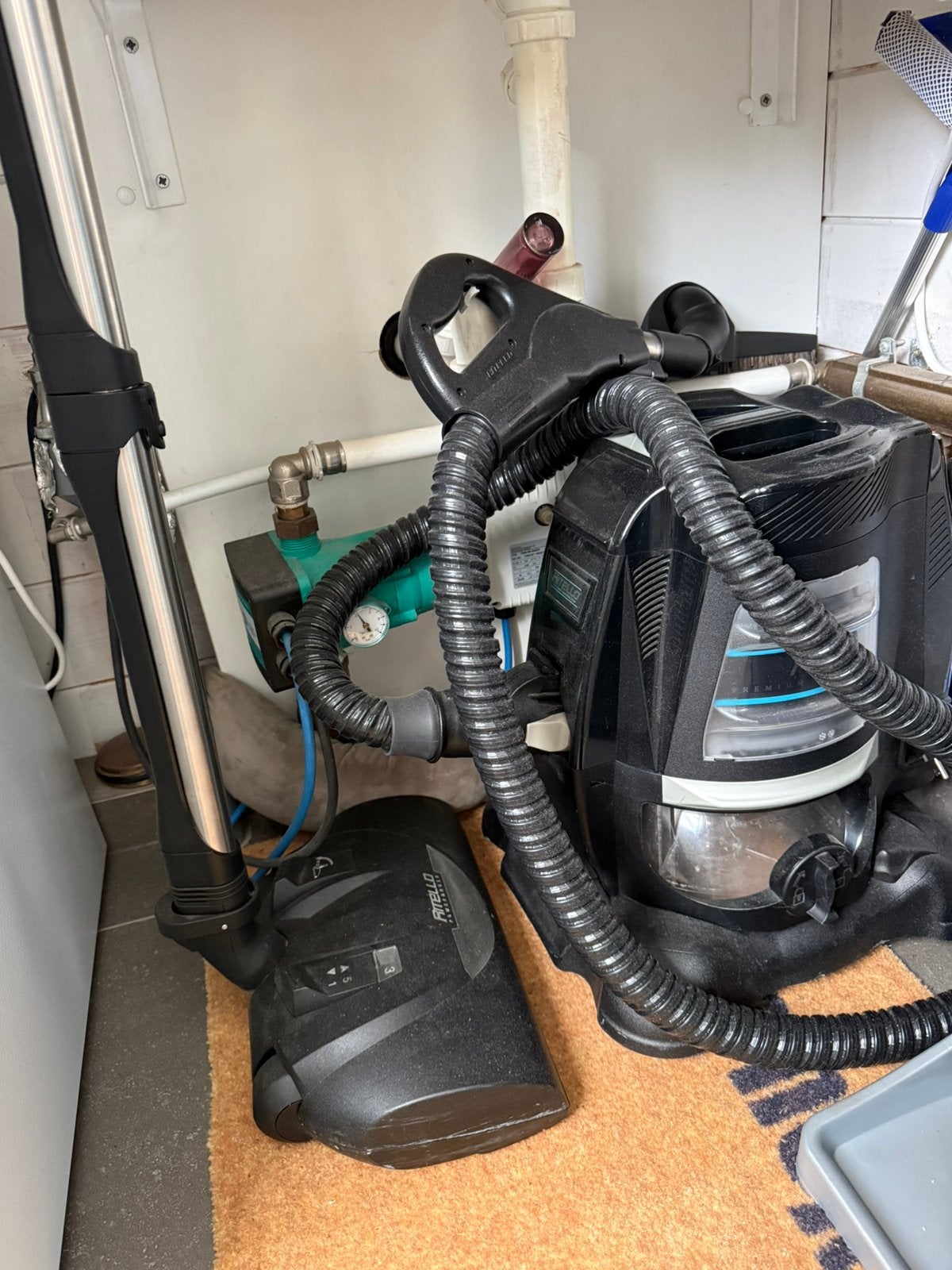 Ritello stofzuiger z/zak + vaccuümtrekker, Elektronische apparatuur, Ophalen, Zo goed als nieuw