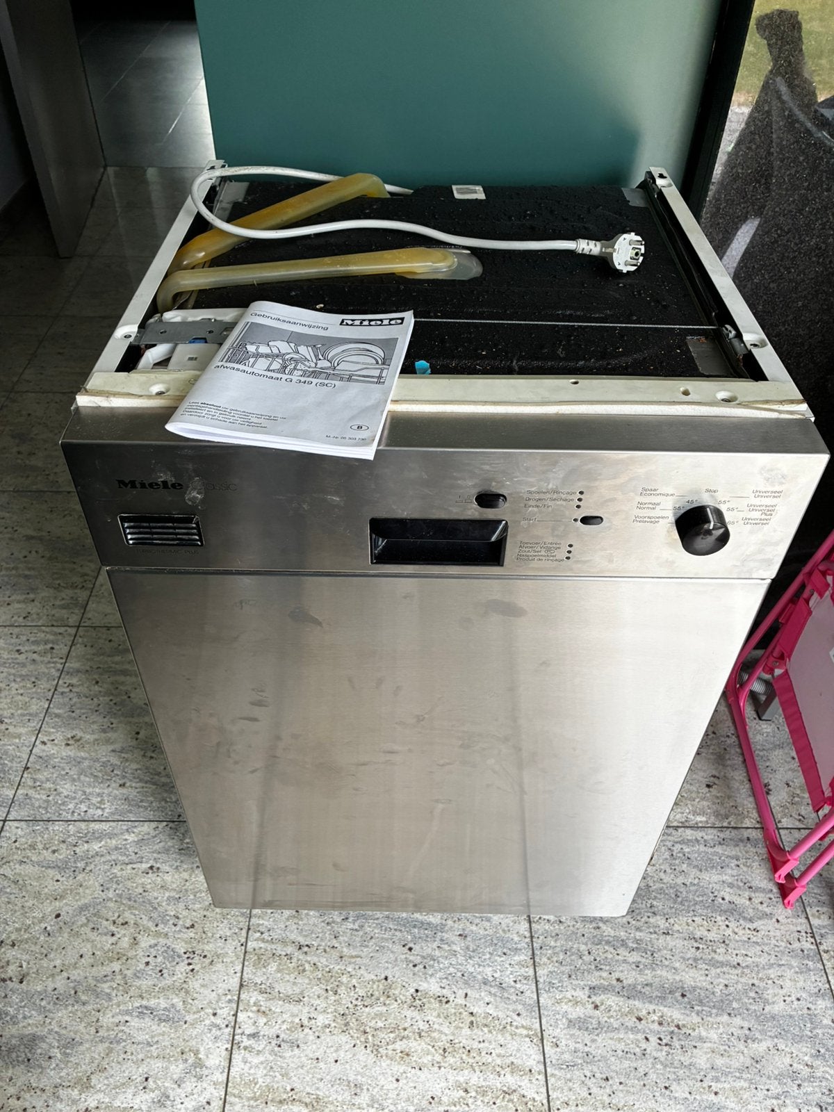 Miele vaatwas kapot, Elektronische apparatuur, Vaatwasmachines, Ophalen, Inbouw, Niet werkend, 45 tot 60 cm