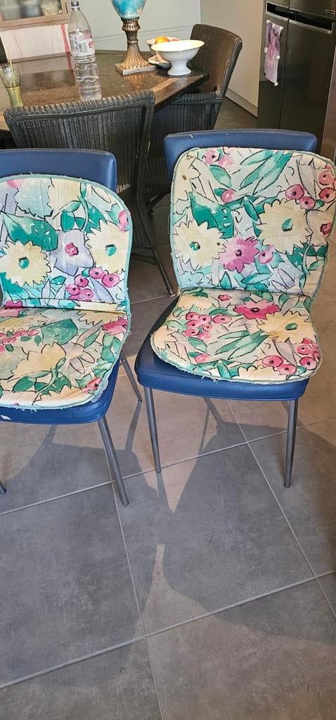 Keukenstoel 2 stuks met kussentjes, Ophalen of Verzenden