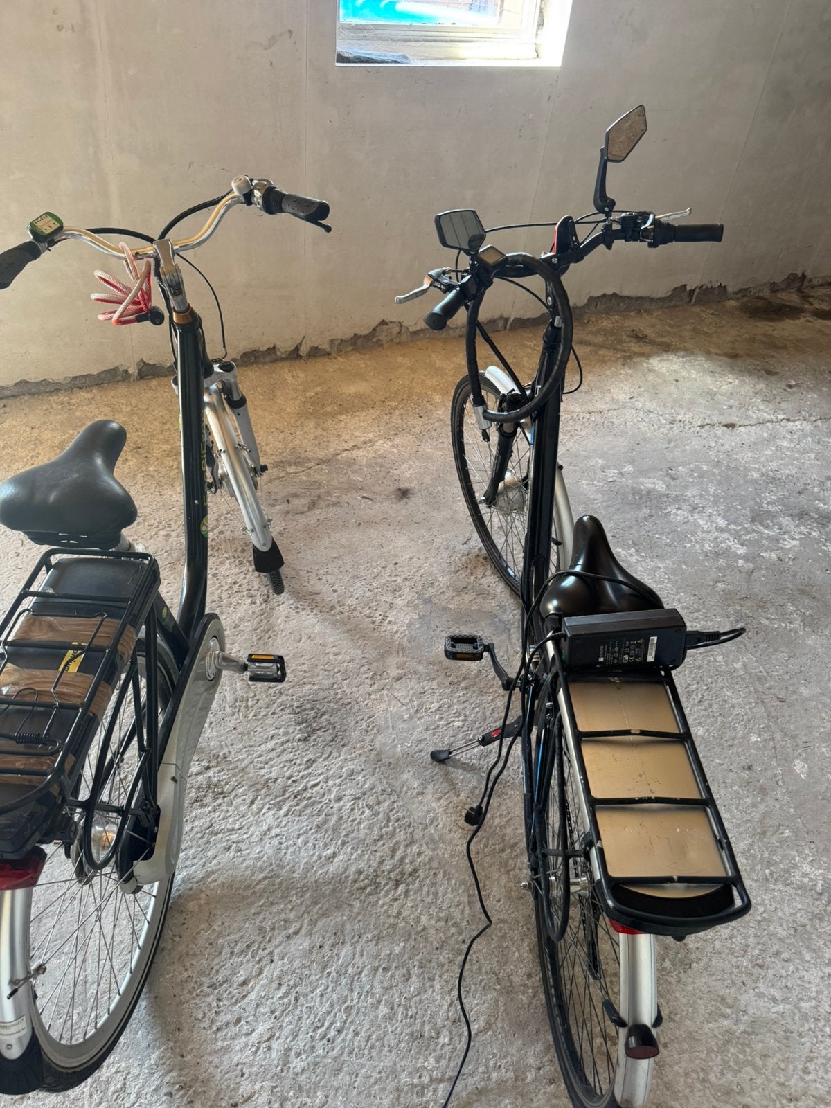 Twe Elektrishe Fiets Te koop, Ophalen, Zo goed als nieuw