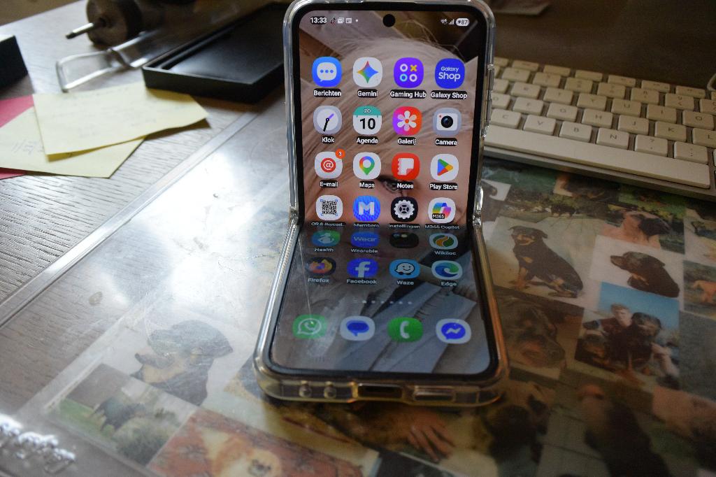 gsm, Télécoms, 256 GB, Enlèvement, Comme neuf, Galaxy Z Flip
