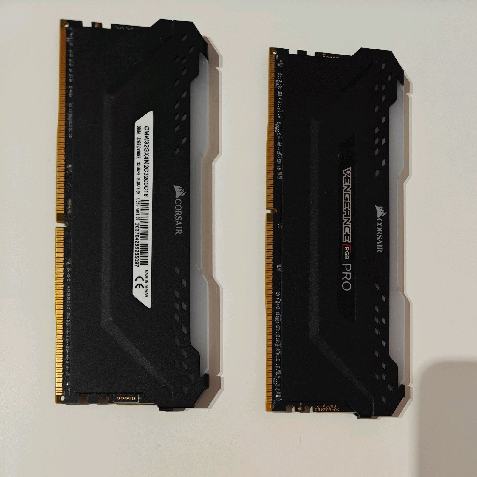 Corsair RGB Pro 32GB DDR4 3200, Ophalen of Verzenden, DDR4