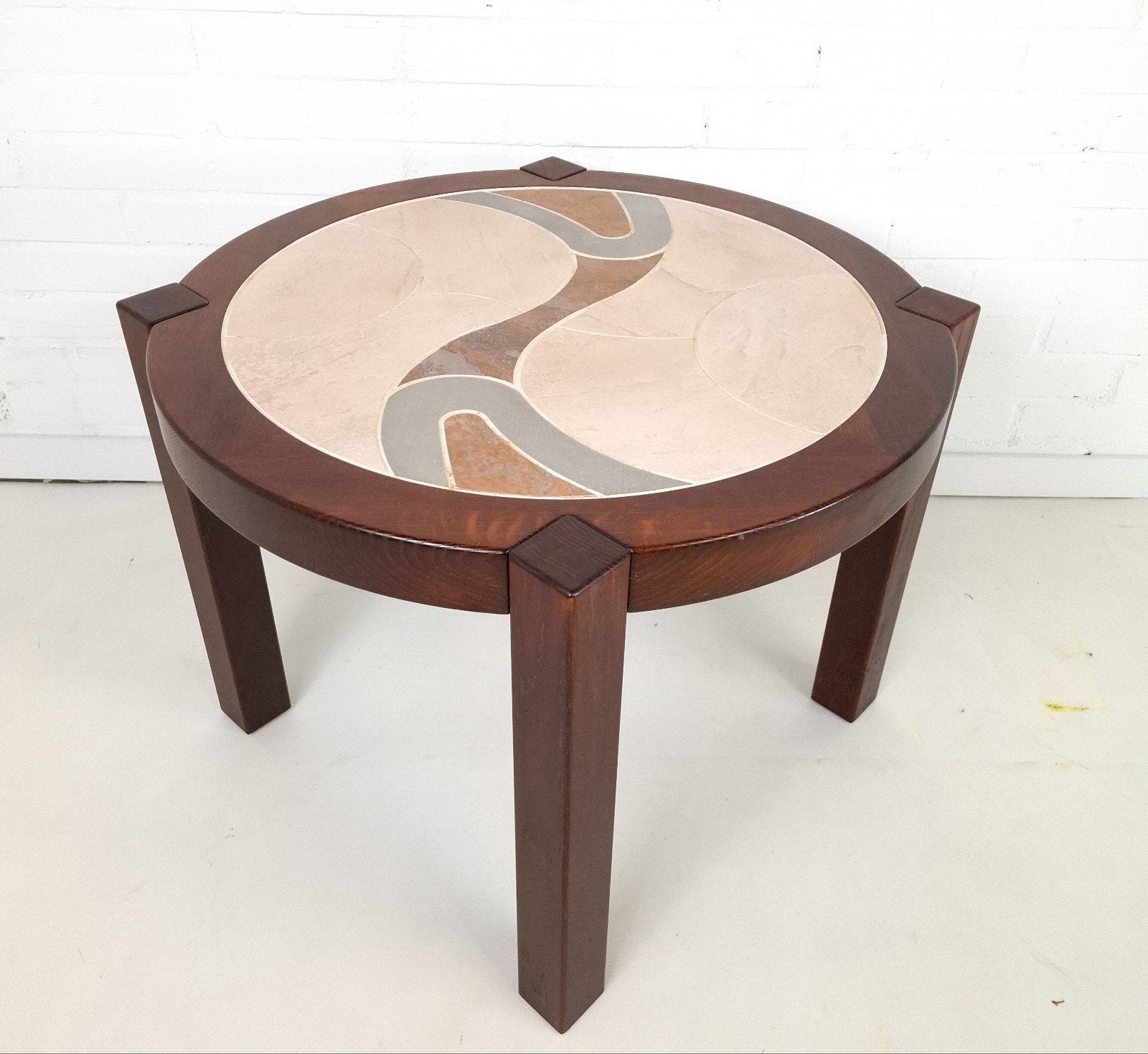 Vintage salontafel Haslev rond Deens design rosewood/steen, Ophalen, Rond
