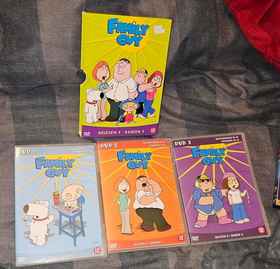 3 dvds familie guy, Ophalen, Gebruikt, Boxset