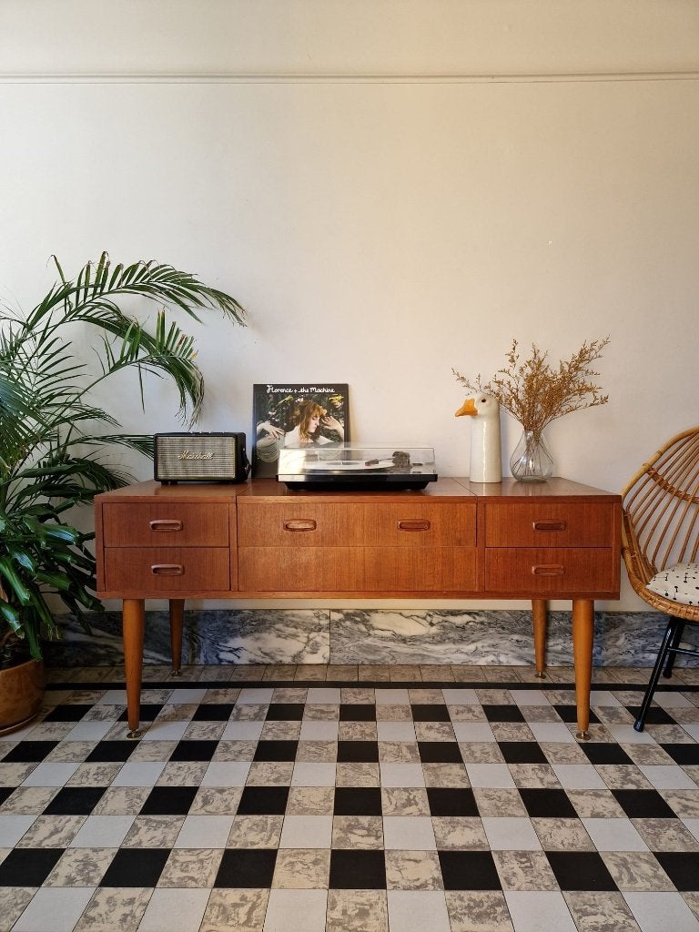 Vintage midcentury Deense dressoir | platenspeler meubel, Huis en Inrichting, Ophalen, Gebruikt, 100 tot 150 cm, Minder dan 100 cm