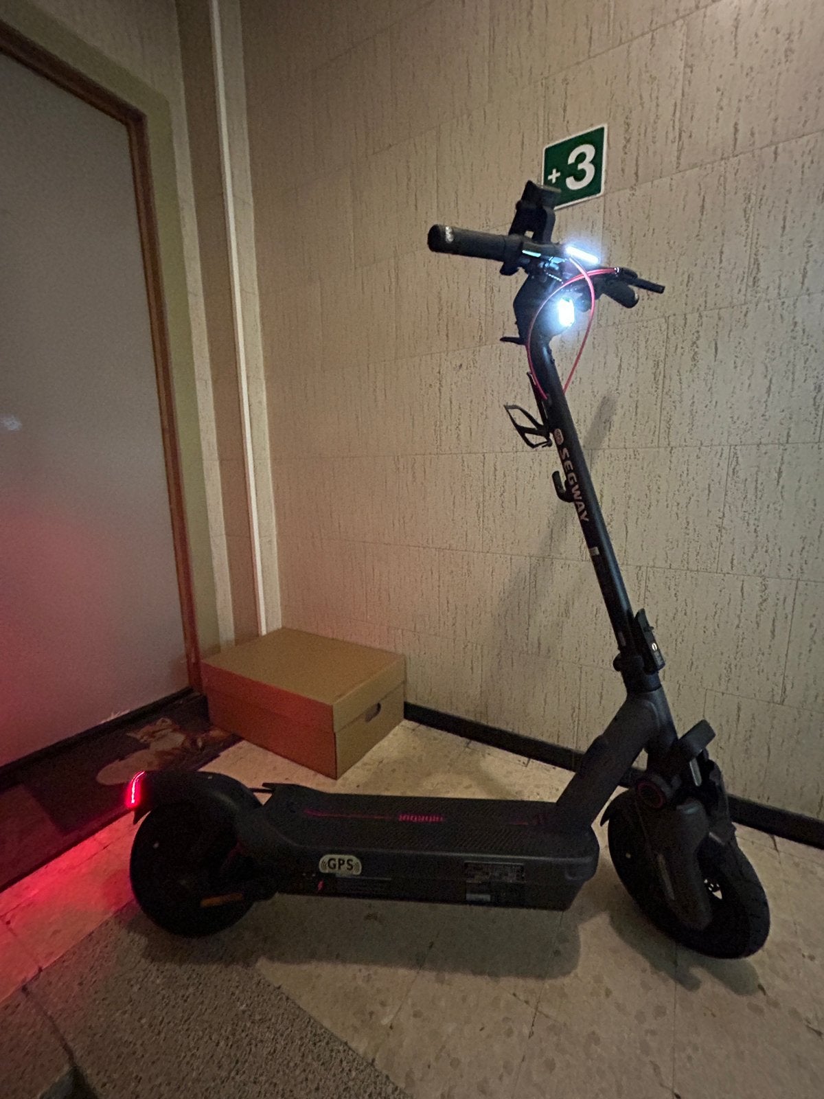 Segway Ninebot MAX G3, Enlèvement, Comme neuf, Step électrique (E-scooter)