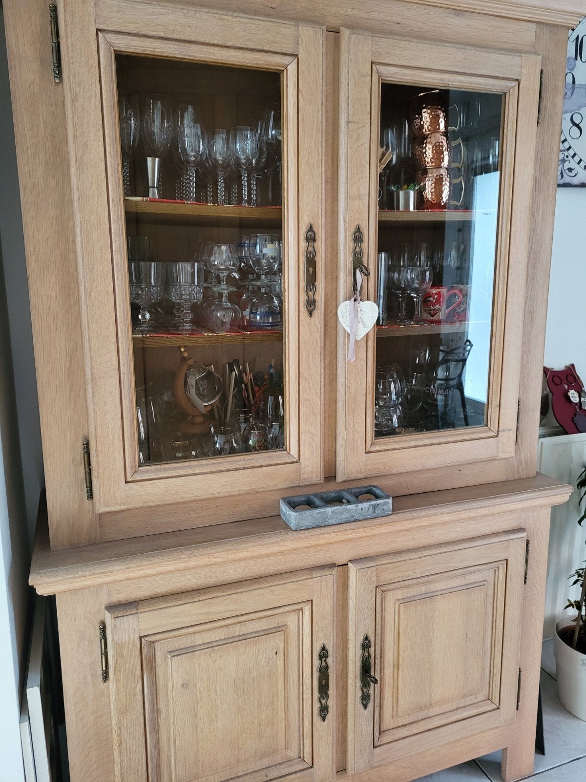 salle à manger en chêne, Enlèvement