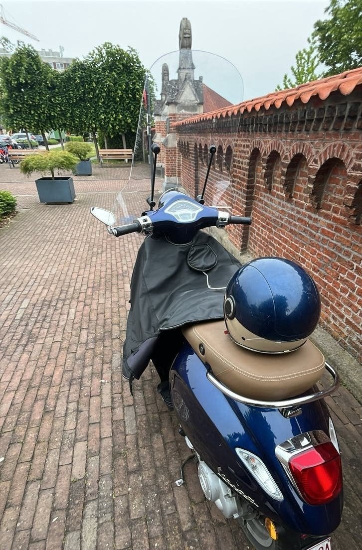 Vespa Primavera iget E4, Fietsen en Brommers, Ophalen of Verzenden, Zo goed als nieuw, Vespa