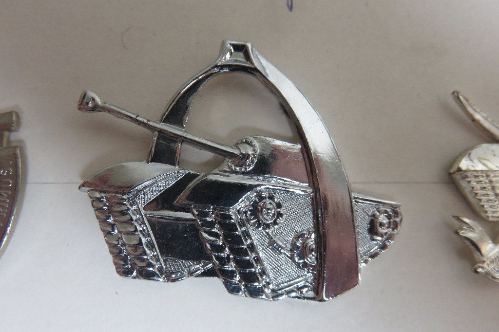 Insigne de béret : Blindés, Collections, Enlèvement ou Envoi, Armée de terre, Emblème ou Badge