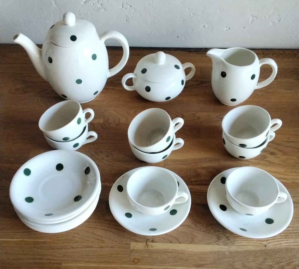 Service de café et de thé, Enlèvement