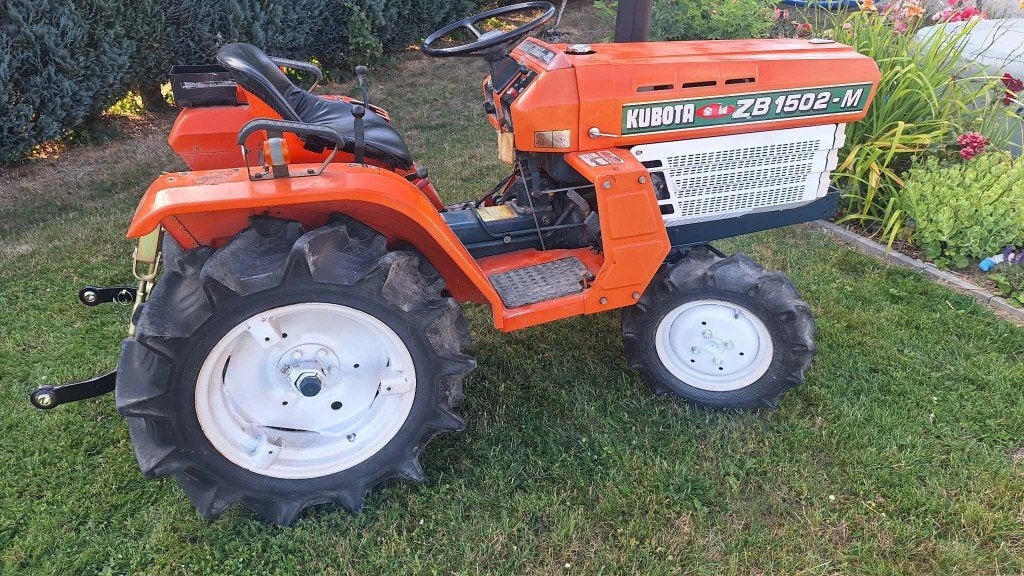 Micro tracteur KUBOTA B 1502 4X4, Autres marques, Jusqu'à 2500, Jusqu'à 80 ch, Enlèvement