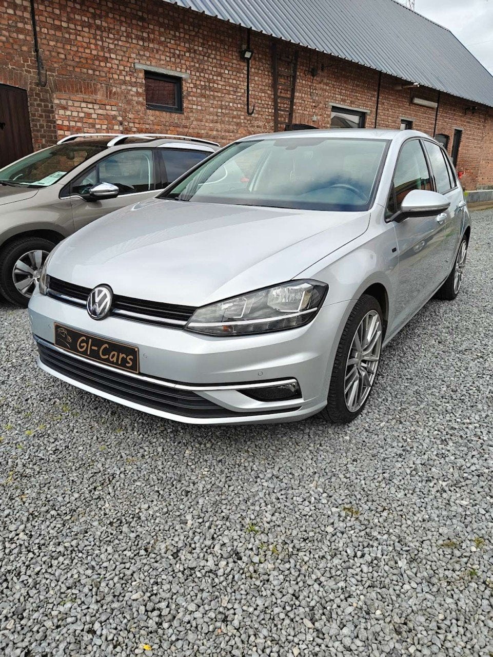 Volkswagen Golf Golf 1.0 TSI Trendline OPF (EU6.2), Autos, Argent ou Gris, Achat, Entreprise, Electronic Stability Program (ESP)