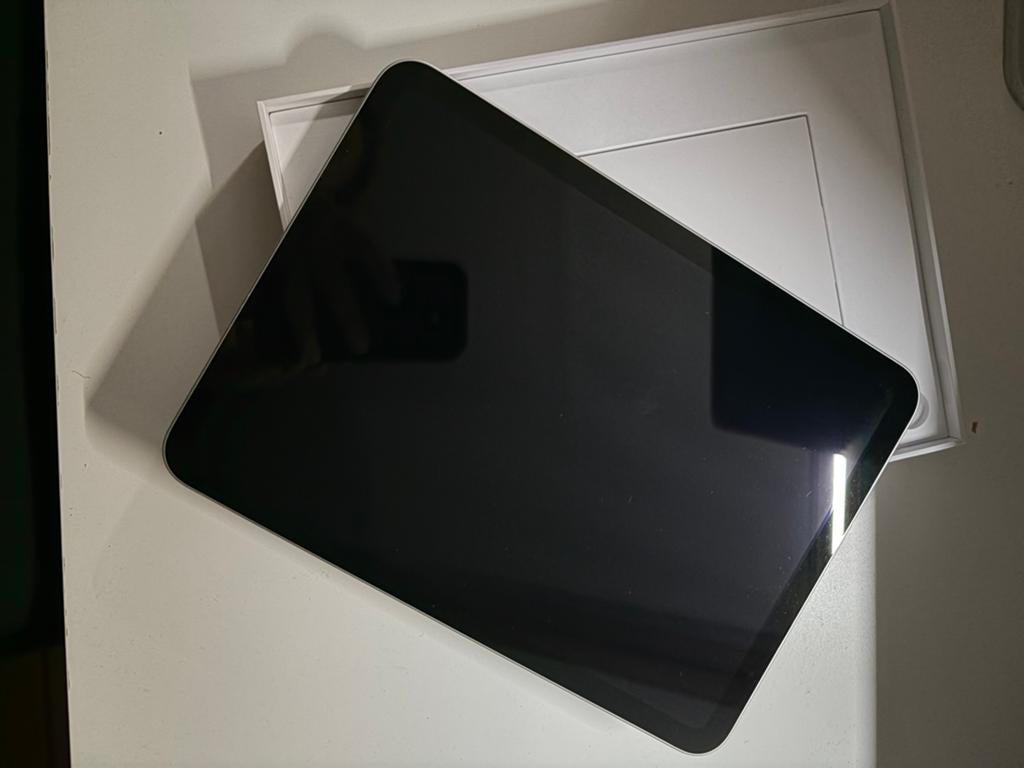 Ipad 10th generation 64gb comme neuf, Ophalen, Zo goed als nieuw