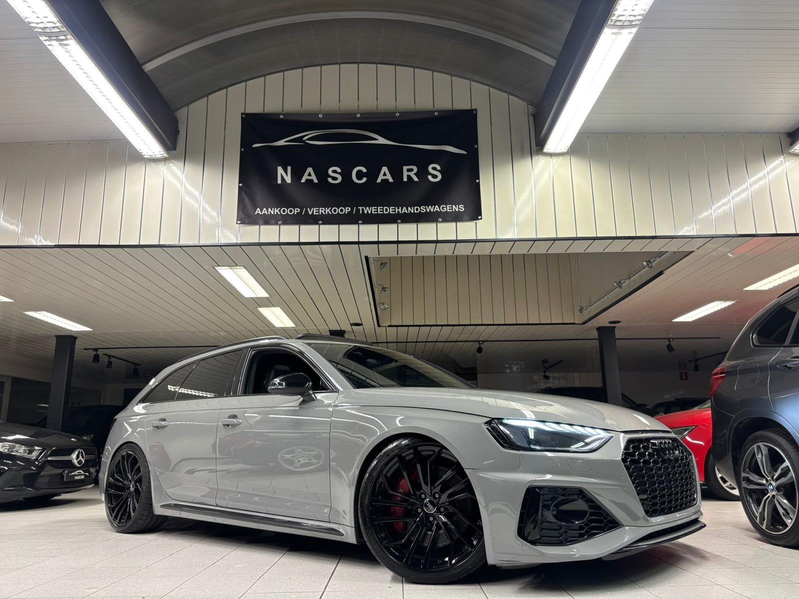 Audi RS4 Nardo Grey Full Pano Led 2020, Automaat, Alcantara, Bedrijf, Elektrische koffer