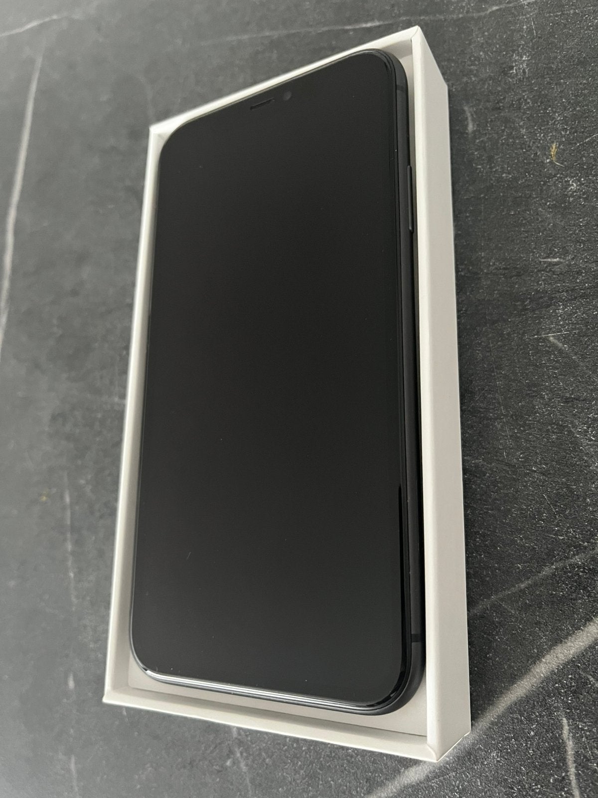 Iphone 11 (lees beschrijving), Ophalen, Zo goed als nieuw, IPhone 11
