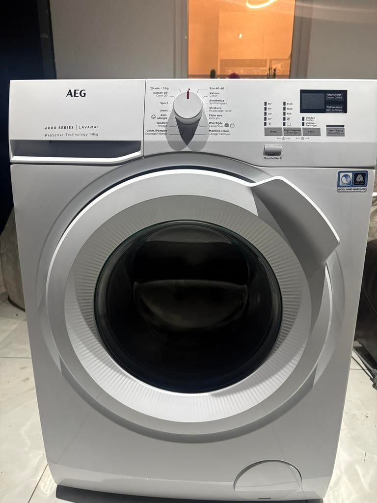 AEG Wasmachine LF61R840 ProSense, Elektronische apparatuur, Wasmachines, Ophalen, Zo goed als nieuw