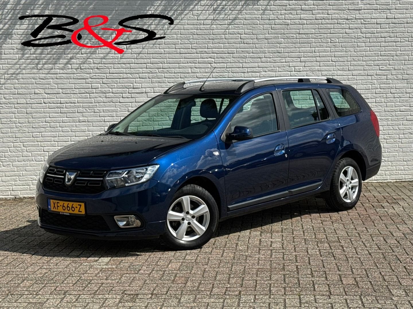 Dacia Logan MCV 0.9 TCe AUTOMAAT Airco Cruise Elektrishce ra, Auto's, Dacia, Automaat, Monovolume, Zwart, 110 g/km