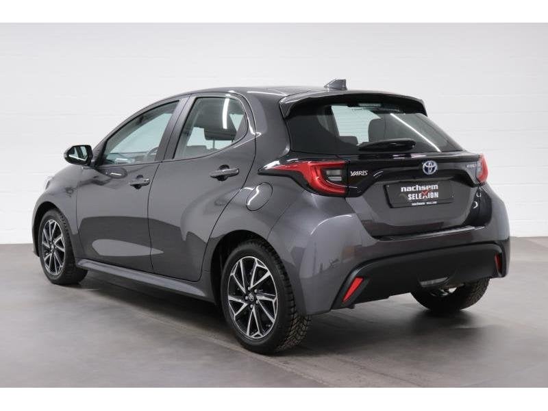 Toyota Yaris 1.5 Hybrid e-CVT Iconic Toyota Yaris 1.5 Hybrid, Autos, Toyota, Argent ou Gris, Achat, Euro 6, 5 portes