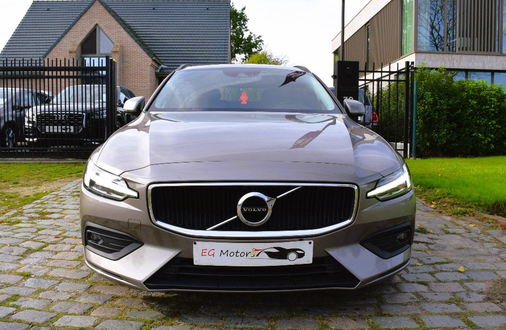 Volvo V60 2.0D3/Automaat/CarPlay/LED/Trekhaak/GARANTIE, Auto's, Dealer onderhouden, Stof, 4 cilinders, 5 deurs