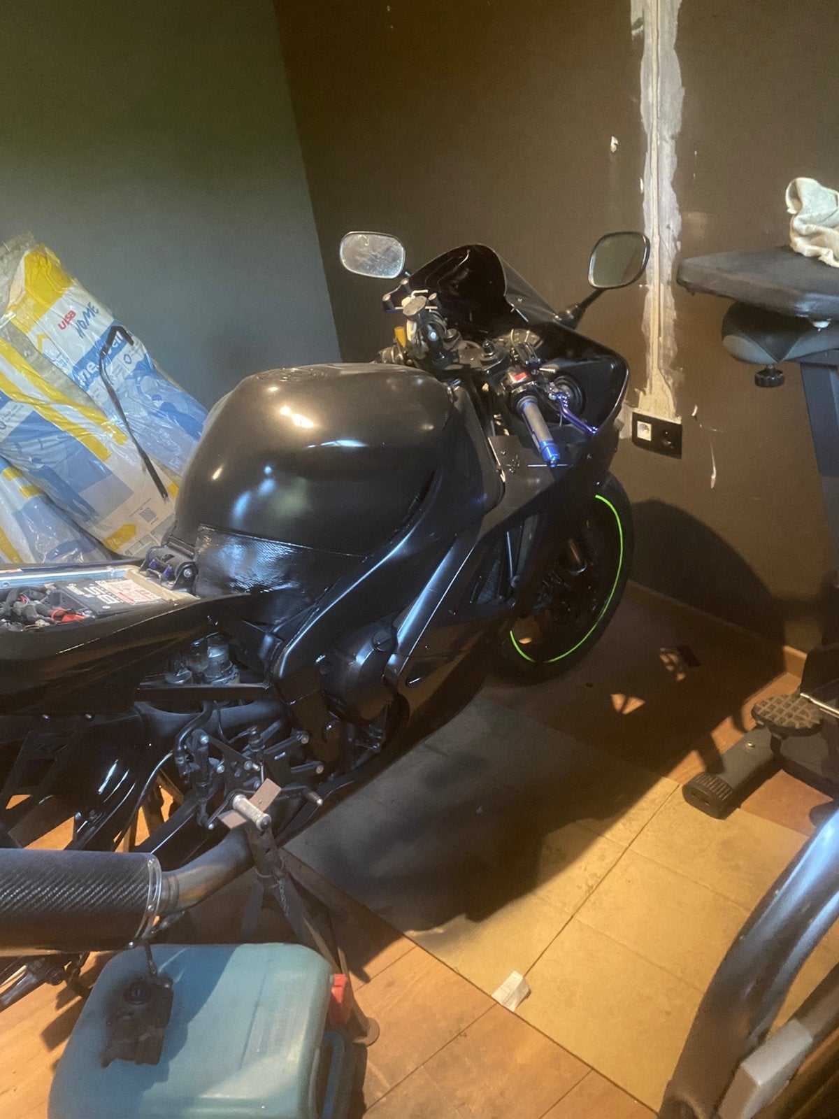 yamaha r1, Particulier