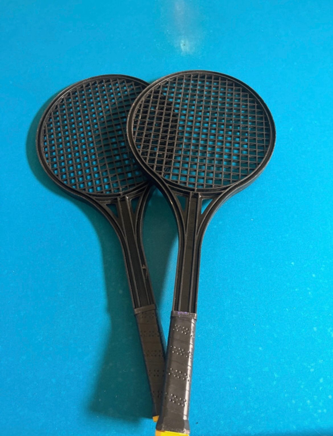 Lot de 2 raquette, Sports & Fitness, Badminton, Enlèvement, Comme neuf, Raquette(s)
