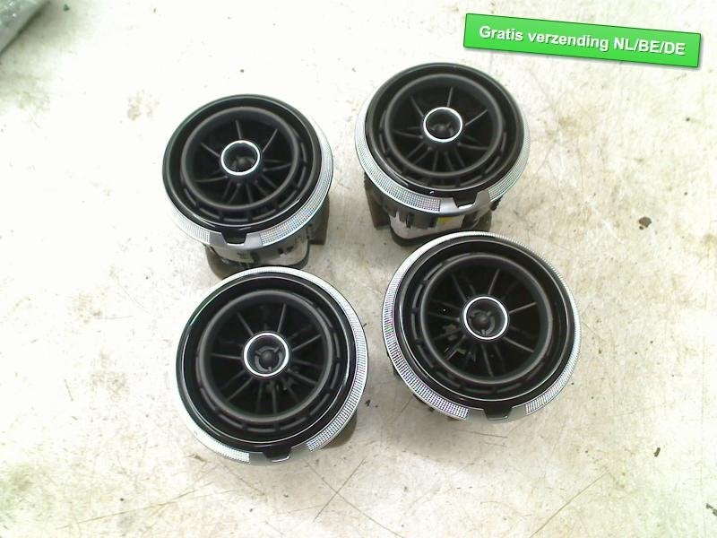AERATEUR TABLEAU DE BORD Audi A3 Sportback (8VA / 8VF), Autos : Pièces & Accessoires, Auto-Union-Straße  1,
85057  Ingolstadt, DE