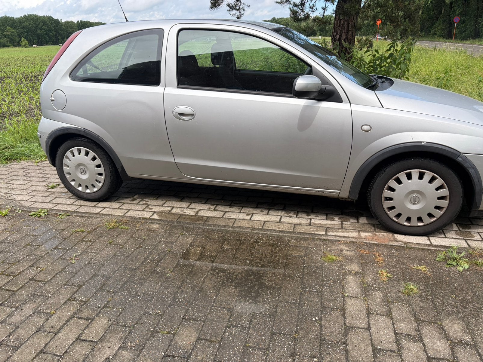 Opel corsa te koop voor EXPORT, Auto's, Opel, Particulier, Corsa, Airbags, Alarm, Centrale vergrendeling, Elektrische ramen, Radio