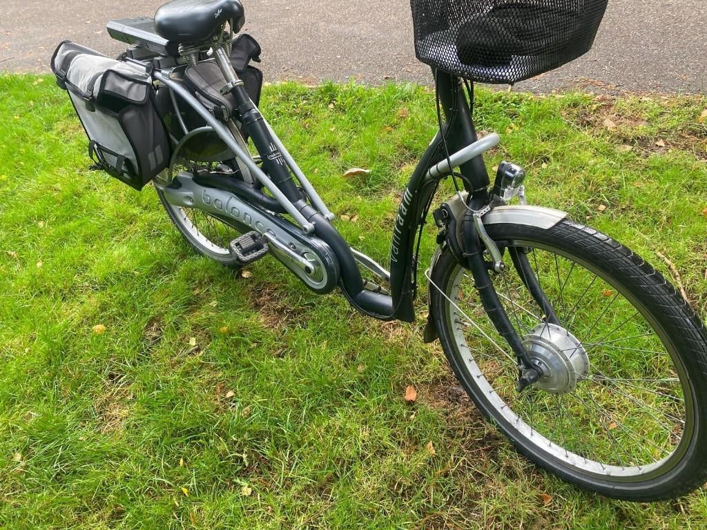 Te koop: Lage instap Elec Fiets Van raam Balance, Ophalen of Verzenden, Gebruikt