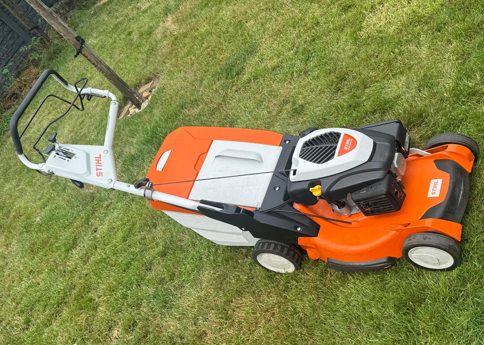 Grasmaaier STIHL benzine RM 655 VS 5.5 pk, met meskoppeling!, Tuin en Terras, Grasmaaiers, Zo goed als nieuw, Ophalen