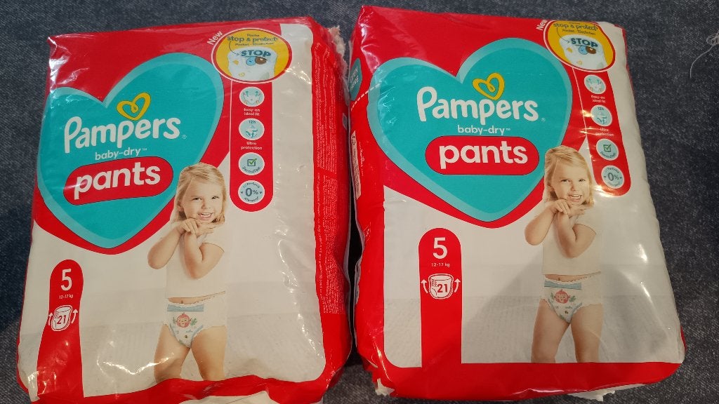 2x Pampers Baby Dry Pants - Maat 5, Kinderen en Baby's, Overige typen, Zo goed als nieuw, Standaard, Ophalen