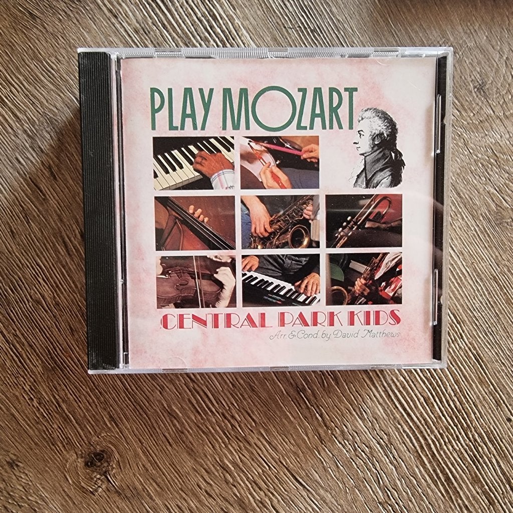 CD Central Park Kids - Play Mozart, Ophalen of Verzenden, Gebruikt, Album, Mozart