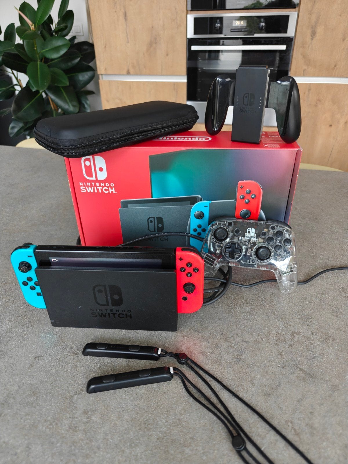 Switch V2 2019, Enlèvement