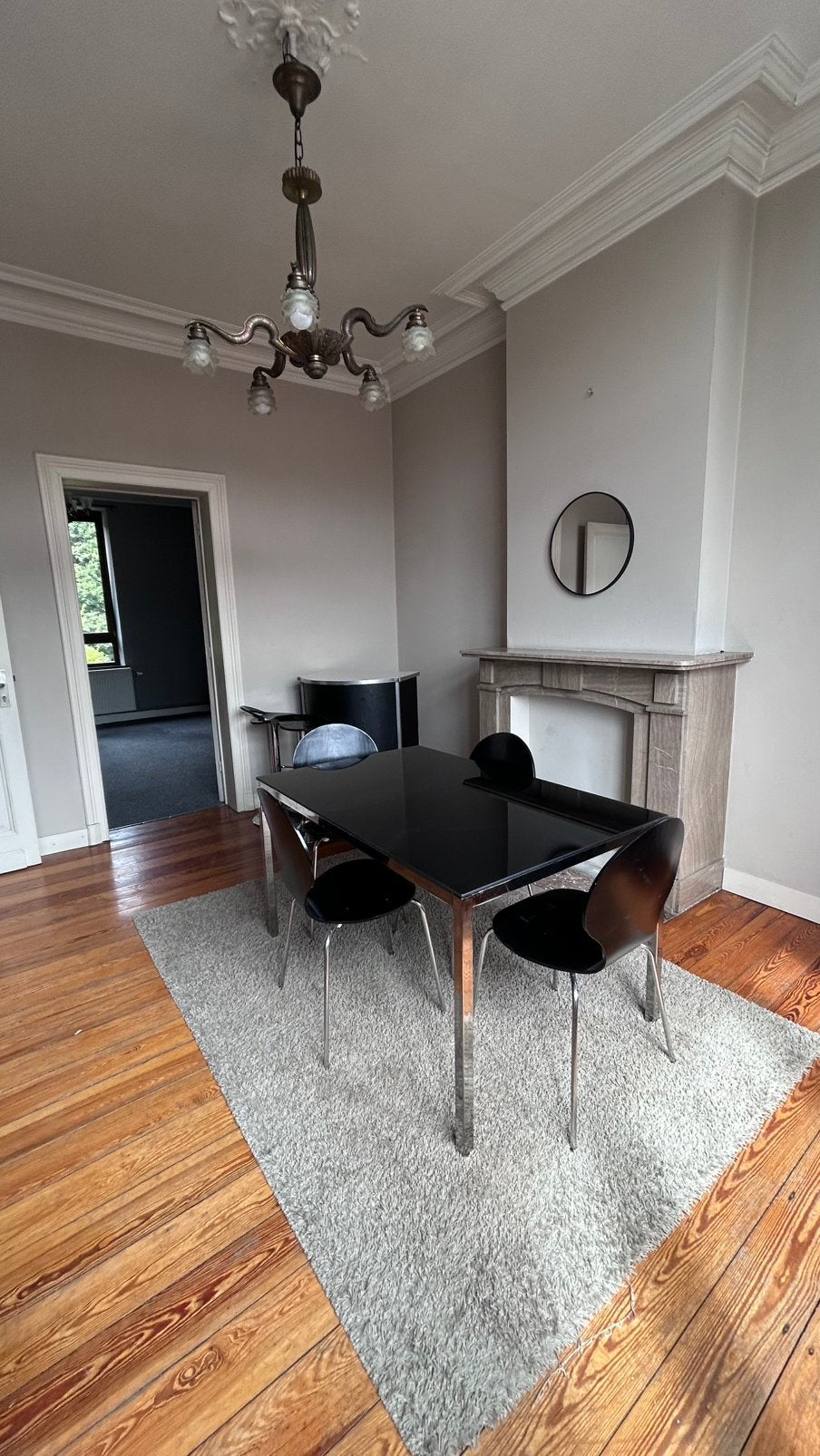 3 chambres en colocation dans une maison de maître a Liège, Contacten en Berichten, Huisgenoten gezocht