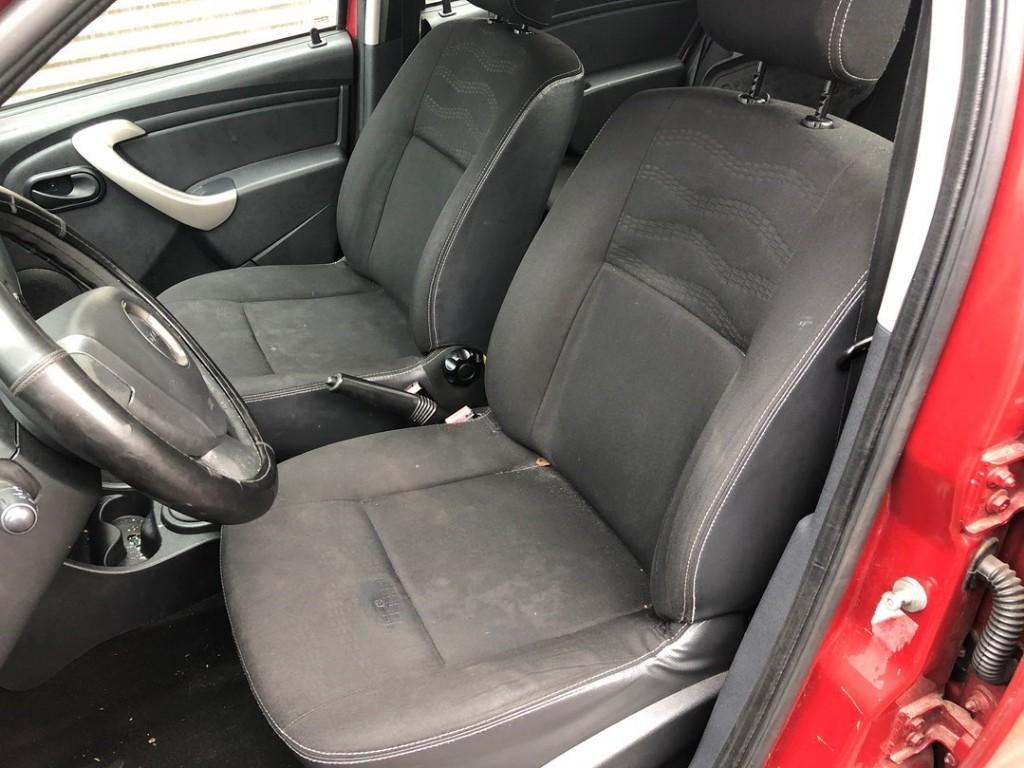 INTERIEUR Dacia Sandero I (BS) (01-2008/06-2013), Gebruikt, Dacia