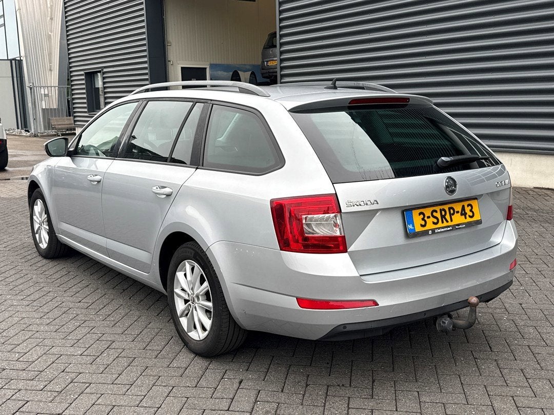 Skoda Octavia Combi 1.6 TDI Greentech Ambition Businessline,, Voorwielaandrijving, Euro 5, 105 pk, Gebruikt