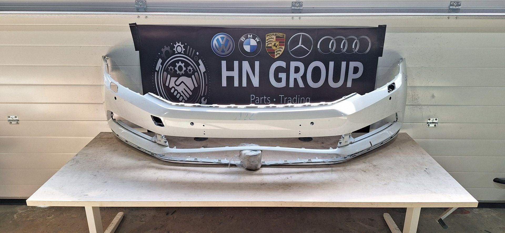Volkswagen Passat B8 voornbumper, Gebruikt, -, -, Ophalen of Verzenden