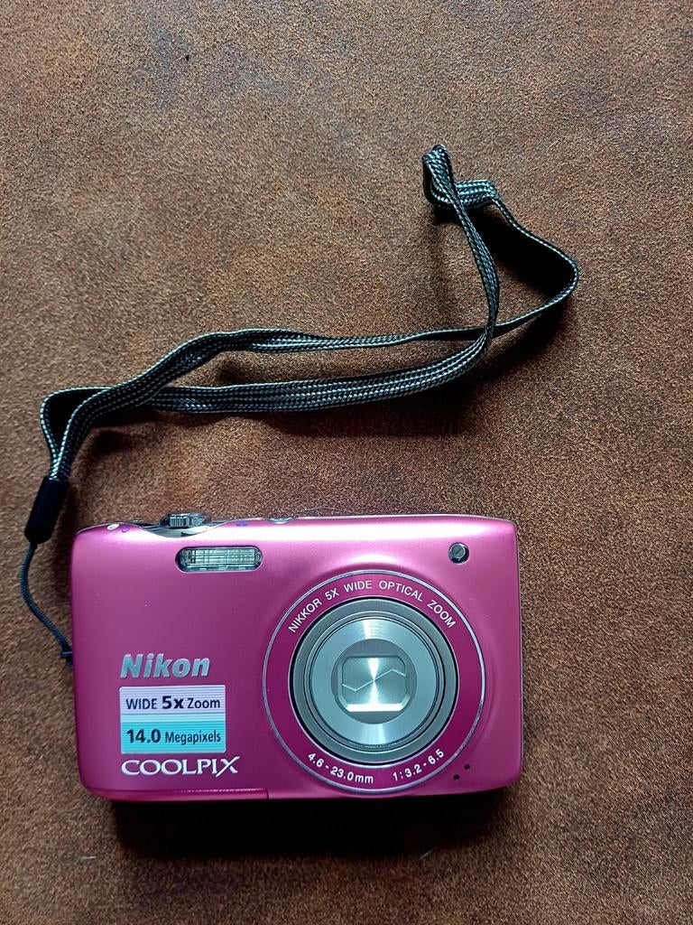 Vintage roze camera Nikon Coolpix S3100, Ophalen of Verzenden, Nikon
