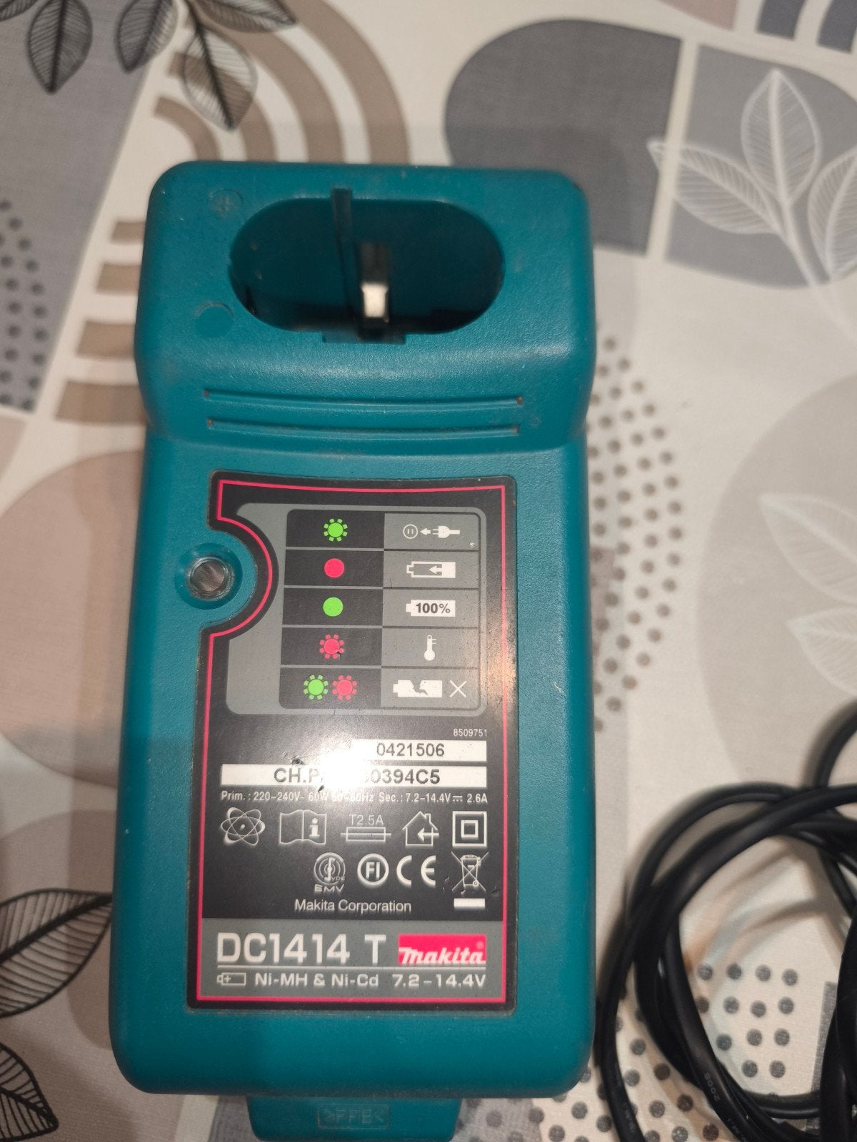 Chargeur Makita DC1414T, Enlèvement ou Envoi