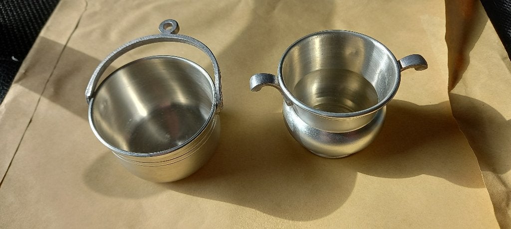2 Tasses en étain, Antiquités & Art, Antiquités | Étain, Enlèvement ou Envoi