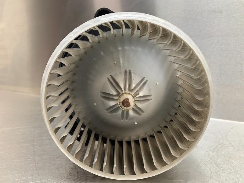 KACHEL VENTILATORMOTOR Mazda RX-8 (SE17) (01-2003/06-2012), Gebruikt, Mazda