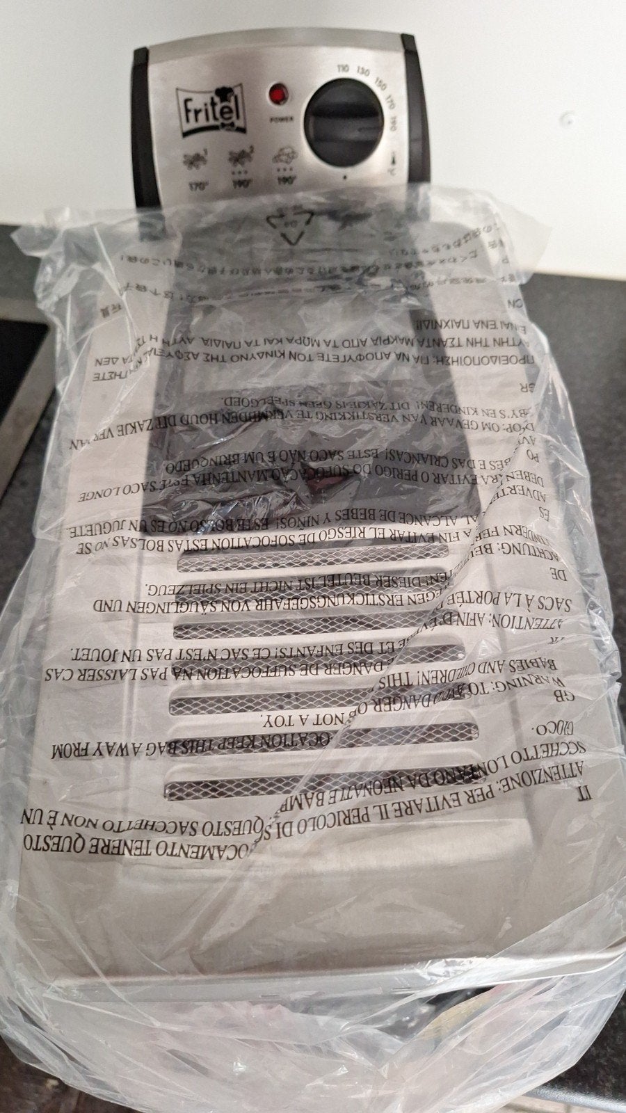 Friteuse Fritel FR 1455, 3 tot 4 liter, Ophalen of Verzenden, Nieuw, Uitneembare binnenpan