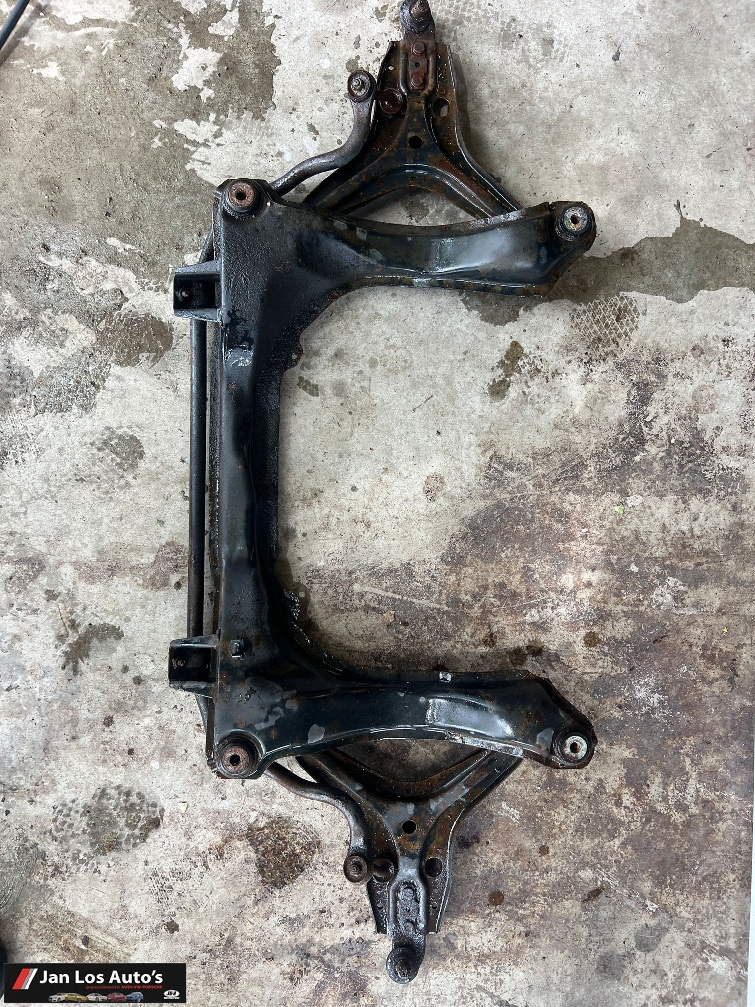 Audi 80 coupe B2 typ 81 85 subframe voor 5 cilinder, Autos : Pièces & Accessoires, Suspension & Châssis, Audi, Utilisé, Origine de la pièce connue