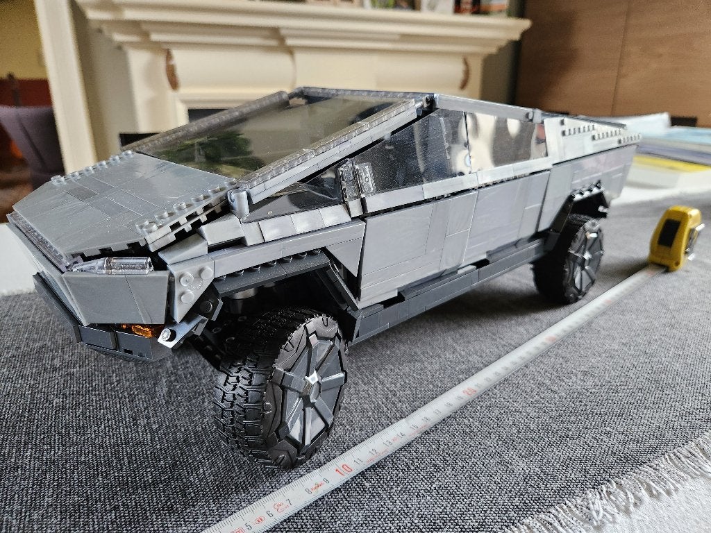 Tesla Cybertruck bouwdoos van Mega (Lego-alternatief), Ophalen, Inclusief instructies, Lego, Zo goed als nieuw