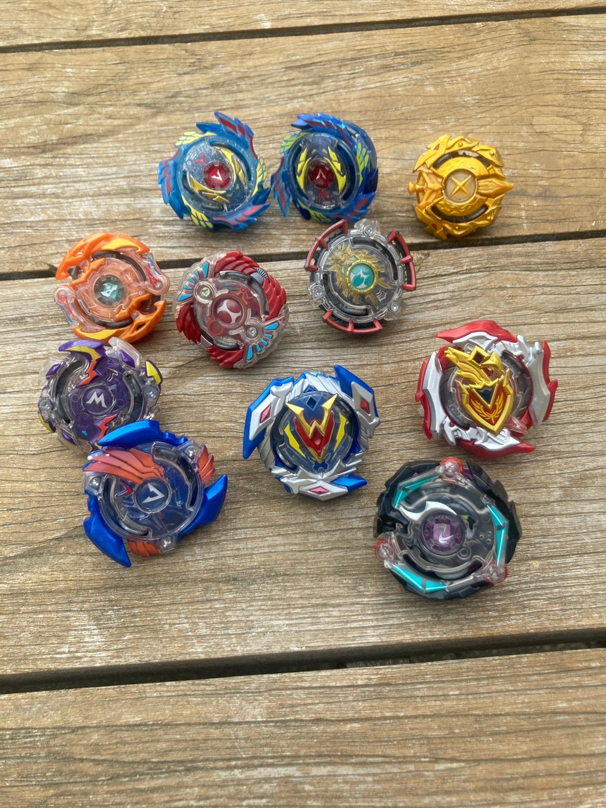 11 Beyblades en 3 arena’s, Kinderen en Baby's, Speelgoed | Overig, Ophalen, Zo goed als nieuw, Jongen of Meisje